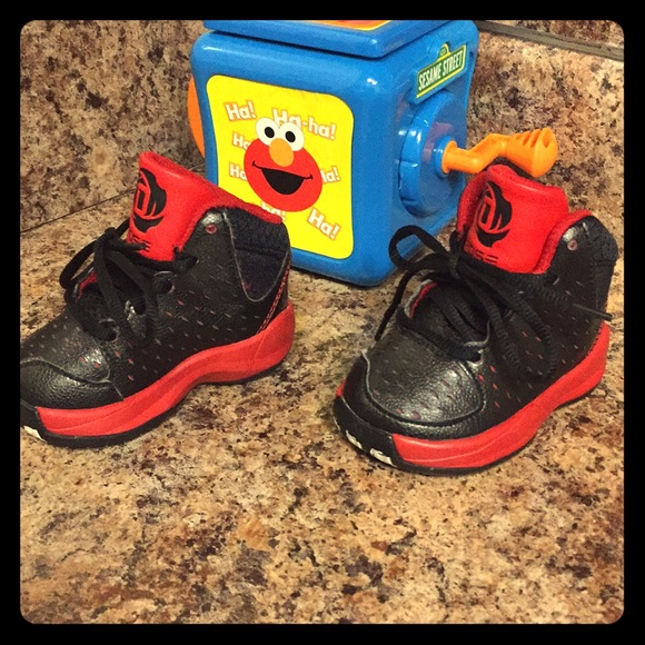 derrick rose toddler shoes